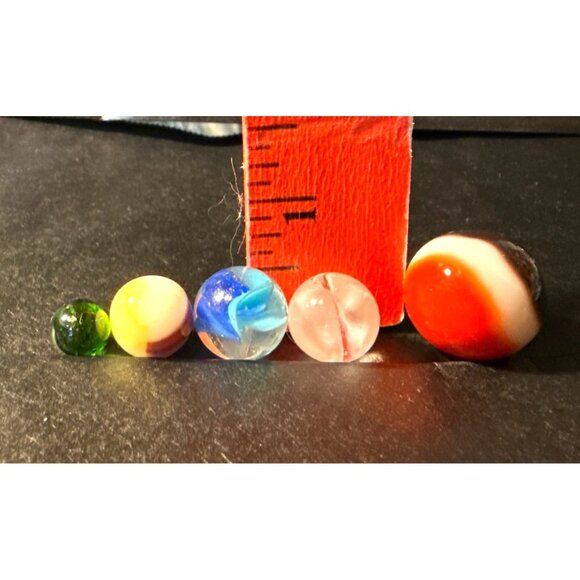 Vintage Glass Marble Set Of 5 With Swirled & Translucent Designs For Collectors - Picture 6 of 8